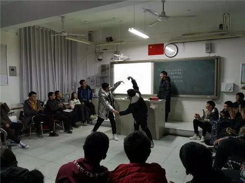 辭舊迎新展風采，藝術交流促成長——鄭州外國語學校成功舉辦班級文藝晚會暨文化藝術交流活動